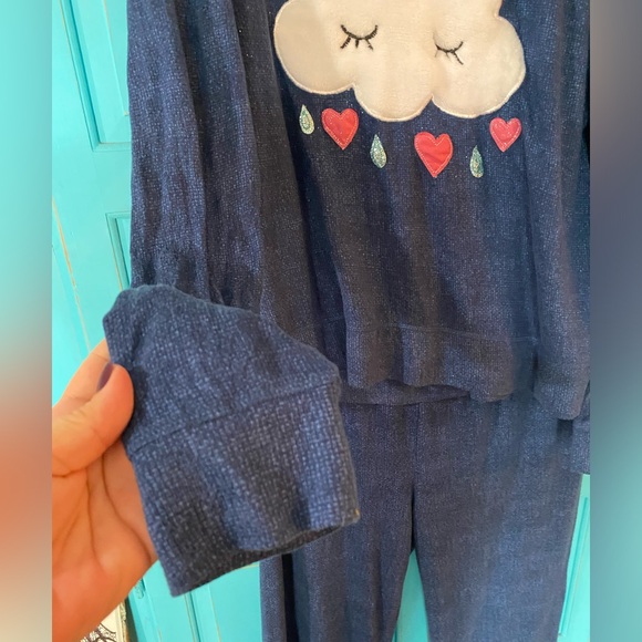 Super soft pajama set with fuzzy white cloud. NWOT sparkly fabric PJs XL - Picture 5 of 16